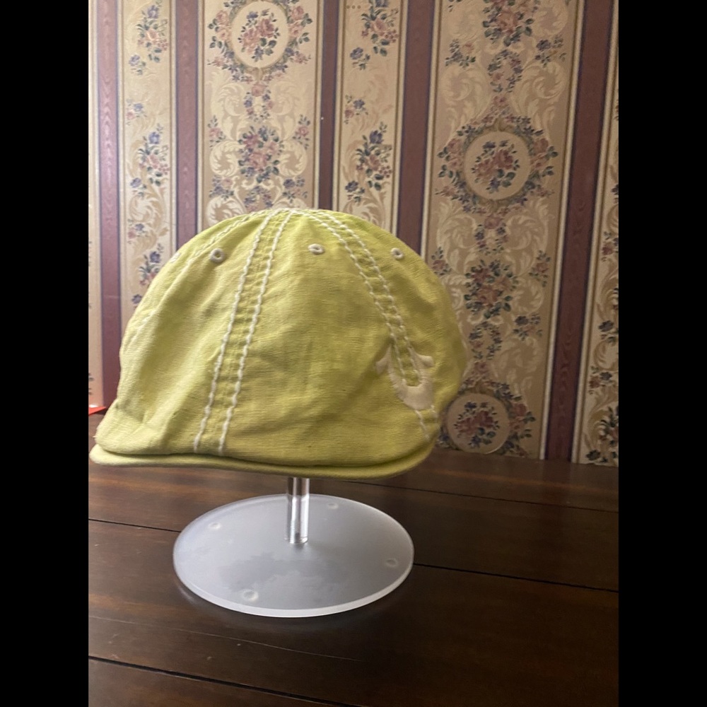 True Religion Rare Driving Hat Size OS.